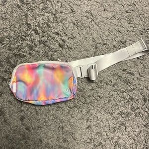 Lululemon limited edition belt bag